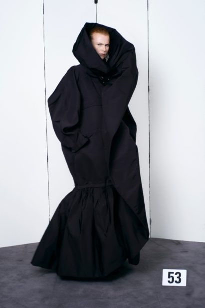 00053-balenciaga-couture-fall-21-credit-brand