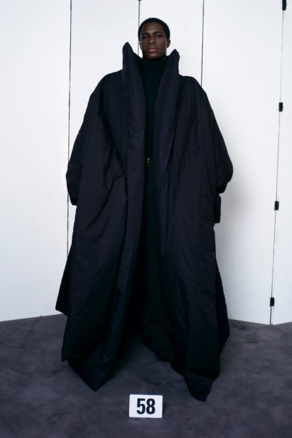 00058-balenciaga-couture-fall-21-credit-brand