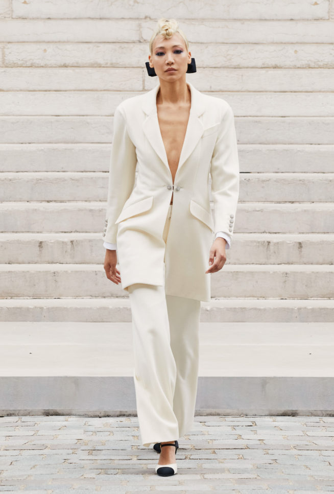23_look_023