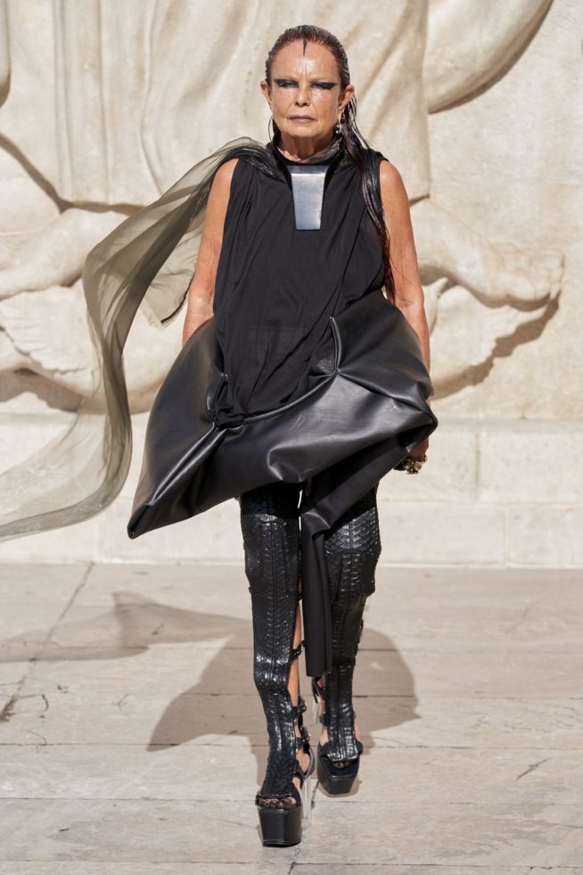 00001-rick-owens-spring-22-rtw-paris-credit-gorunway-1