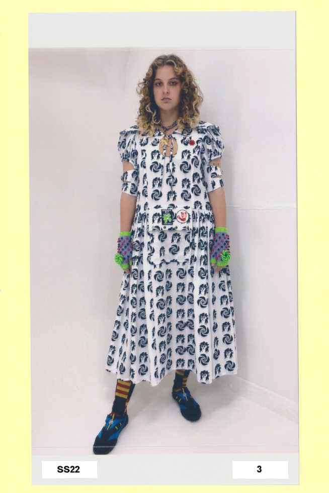 00003-chopova-lowena-spring-22-rtw-london-credit-brand