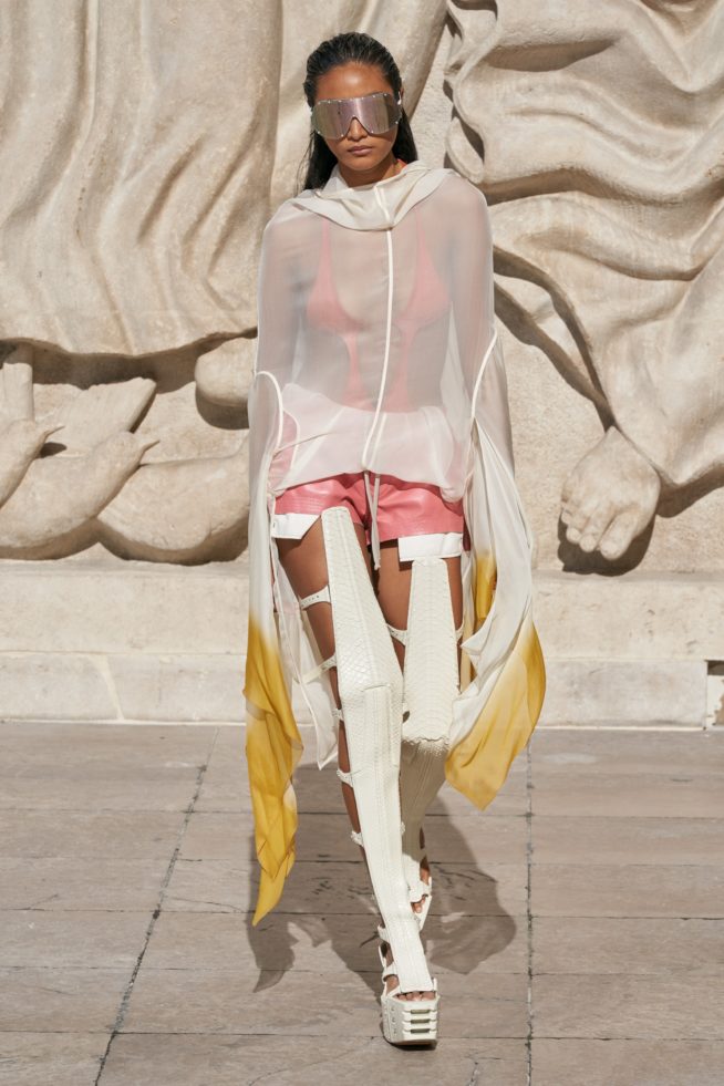 00010-rick-owens-spring-22-rtw-paris-credit-gorunway