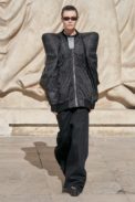 00016-rick-owens-spring-22-rtw-paris-credit-gorunway