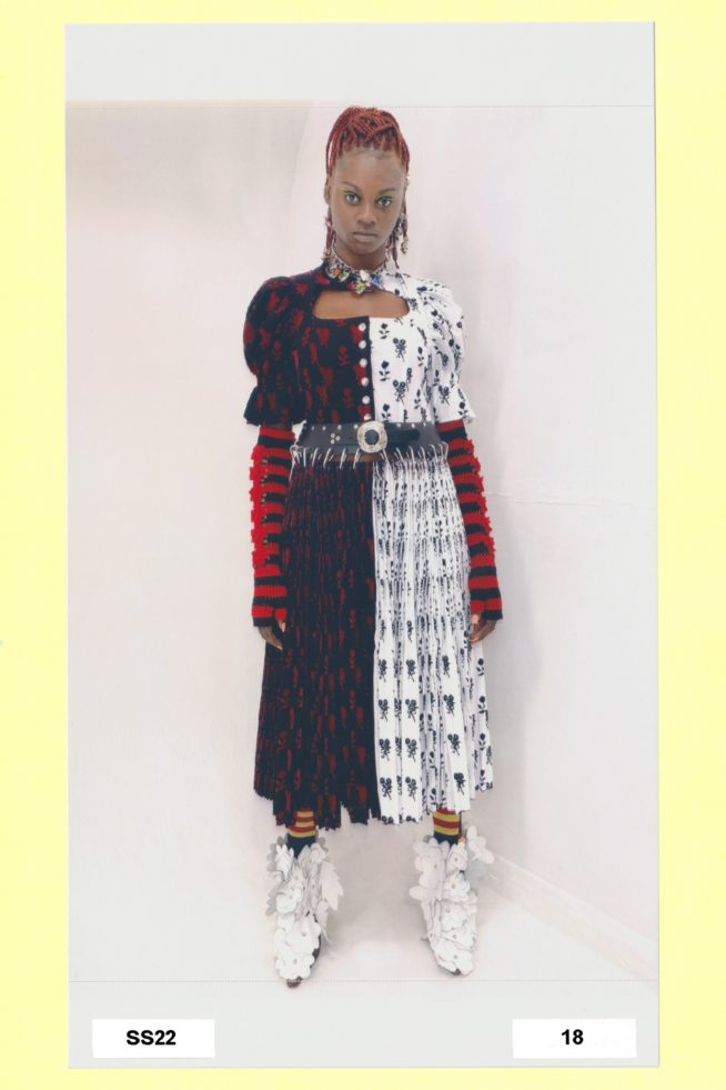 00018-chopova-lowena-spring-22-rtw-london-credit-brand
