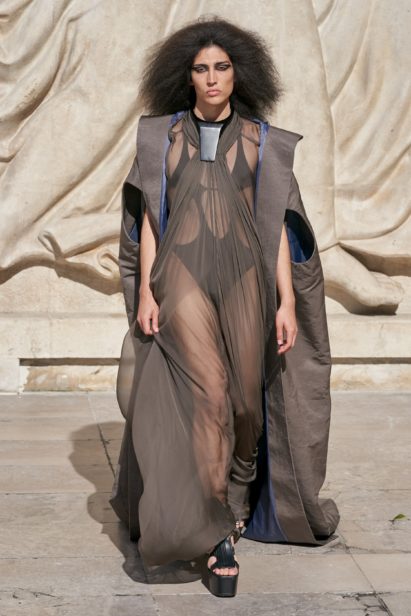 00018-rick-owens-spring-22-rtw-paris-credit-gorunway