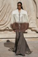 00021-rick-owens-spring-22-rtw-paris-credit-gorunway
