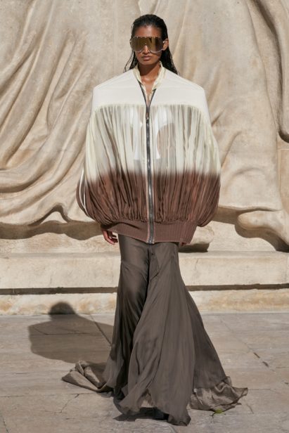 00021-rick-owens-spring-22-rtw-paris-credit-gorunway