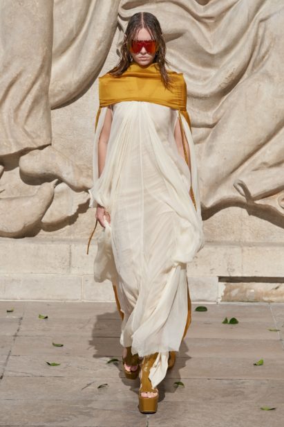 00035-rick-owens-spring-22-rtw-paris-credit-gorunway