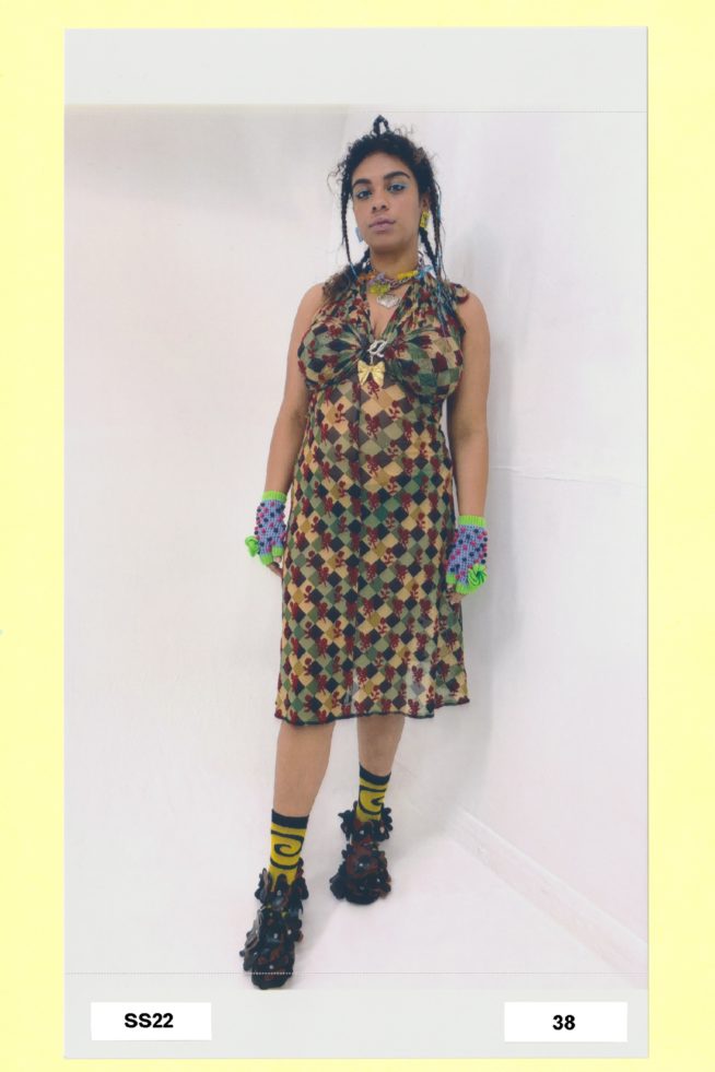 00038-chopova-lowena-spring-22-rtw-london-credit-brand