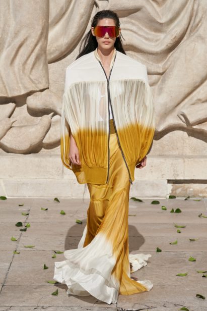00038-rick-owens-spring-22-rtw-paris-credit-gorunway