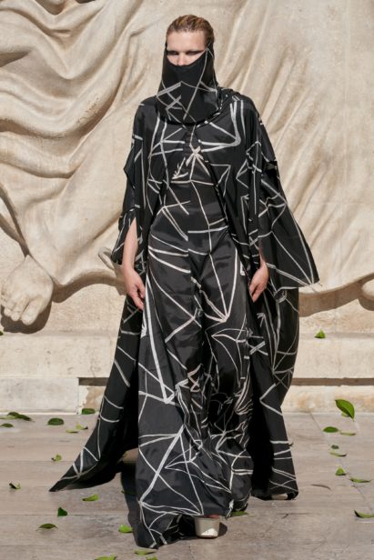 00041-rick-owens-spring-22-rtw-paris-credit-gorunway