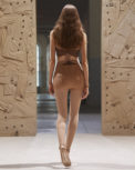 burberry-spring_summer-2022-womenswear-presentation-collection-look-14-kate_002