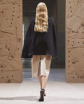 burberry-spring_summer-2022-womenswear-presentation-collection-look-19-evie_002