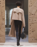 burberry-spring_summer-2022-womenswear-presentation-collection-look-31-renata_002