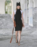 burberry-spring_summer-2022-womenswear-presentation-collection-look-42-laura_001