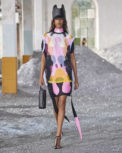burberry-spring_summer-2022-womenswear-presentation-collection-look-8-mona_001