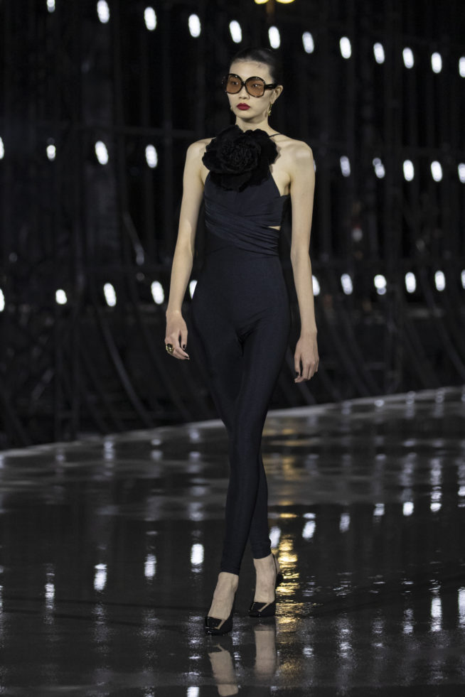 sl_summer_ss22_runway_hr_27