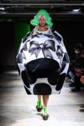 00001-comme-des-garcons-spring-22-rtw-tokyo-credit-brand