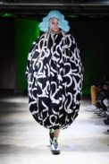 00003-comme-des-garcons-spring-22-rtw-tokyo-credit-brand