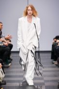 00005-ann-demeulemeester-spring-22-rtw-paris-credit-gorunway