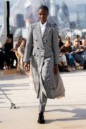 00007-alexandermcqueen-spring-22-london-credit-brand