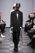 00008-ann-demeulemeester-spring-22-rtw-paris-credit-gorunway
