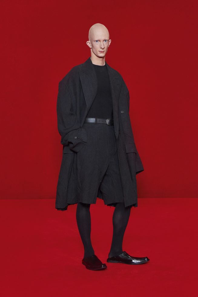 00008-balenciaga-rtw-spring22-paris-credit-brand