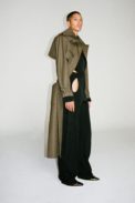 00010-mugler-fall-21-paris-credit-brand