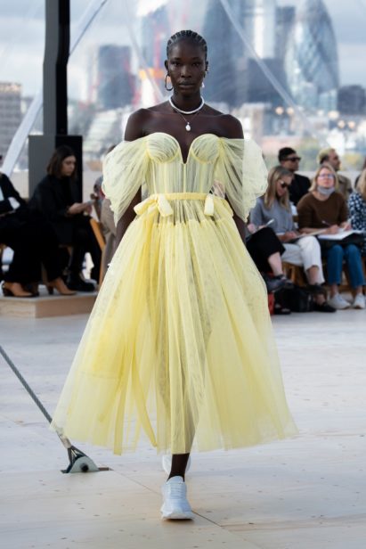 00011-alexandermcqueen-spring-22-london-credit-brand