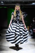 00011-comme-des-garcons-spring-22-rtw-tokyo-credit-brand