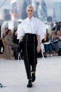 00012-alexandermcqueen-spring-22-london-credit-brand