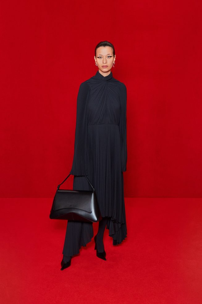 00012-balenciaga-rtw-spring22-paris-credit-brand