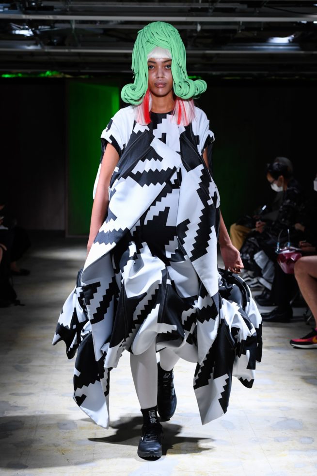 00012-comme-des-garcons-spring-22-rtw-tokyo-credit-brand