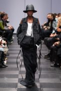 00016-ann-demeulemeester-spring-22-rtw-paris-credit-gorunway