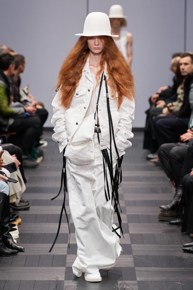 00017-ann-demeulemeester-spring-22-rtw-paris-credit-gorunway