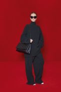 00020-balenciaga-rtw-spring22-paris-credit-brand