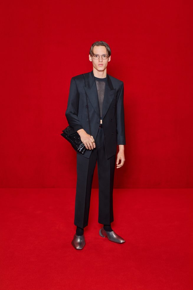 00021-balenciaga-rtw-spring22-paris-credit-brand