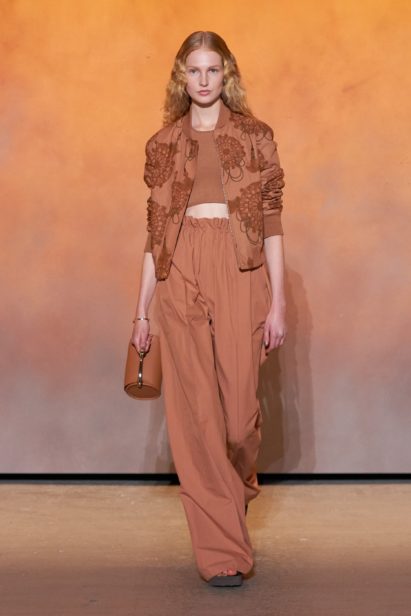 00021-hermes-spring-22-rtw-paris-credit-gorunway