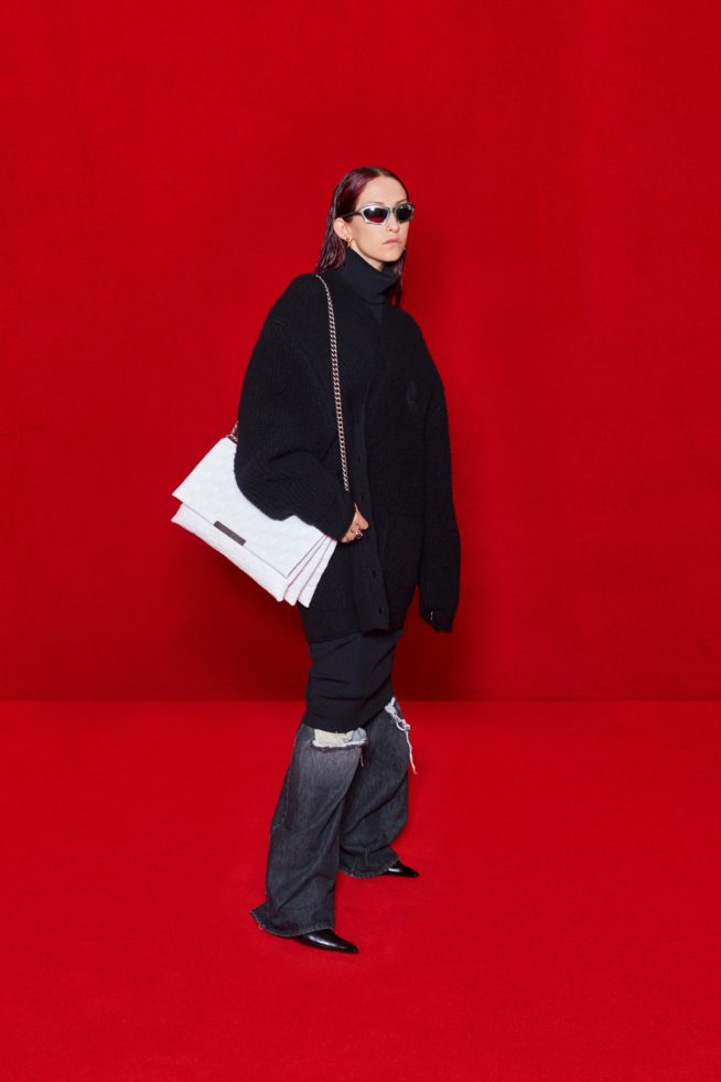 00022-balenciaga-rtw-spring22-paris-credit-brand