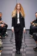 00024-ann-demeulemeester-spring-22-rtw-paris-credit-gorunway
