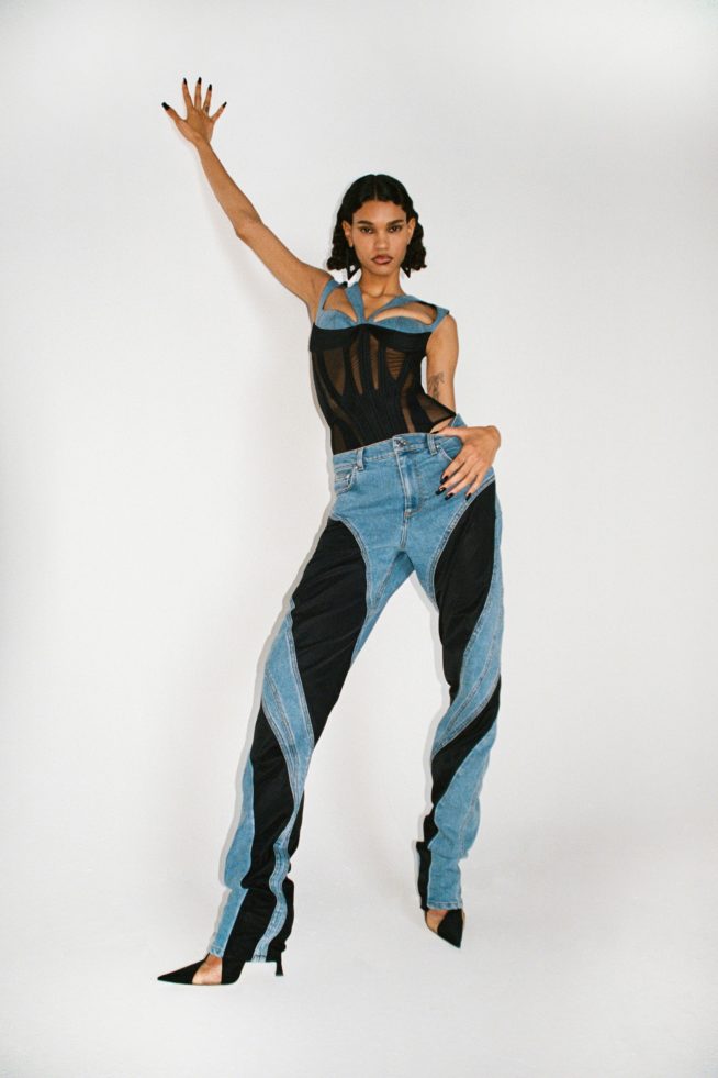 00024-mugler-fall-21-paris-credit-brand