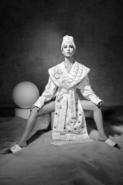 00025-schiaparelli-spring-22-rtw-paris-credit-daniel-roseberry