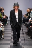 00026-ann-demeulemeester-spring-22-rtw-paris-credit-gorunway