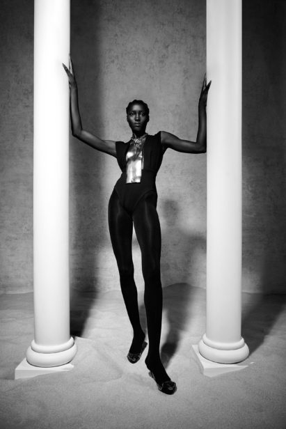 00026-schiaparelli-spring-22-rtw-paris-credit-daniel-roseberry