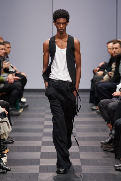 00027-ann-demeulemeester-spring-22-rtw-paris-credit-gorunway
