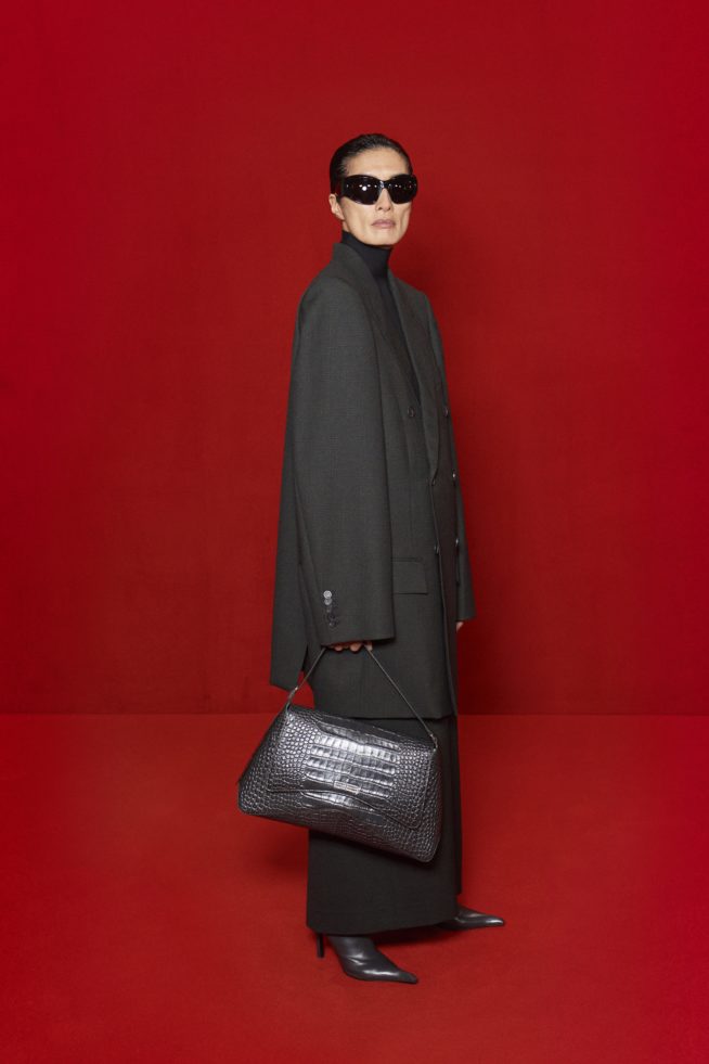00028-balenciaga-rtw-spring22-paris-credit-brand