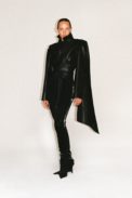 00028-mugler-fall-21-paris-credit-brand