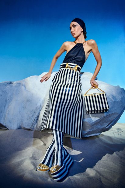 00030-schiaparelli-spring-22-rtw-paris-credit-daniel-roseberry