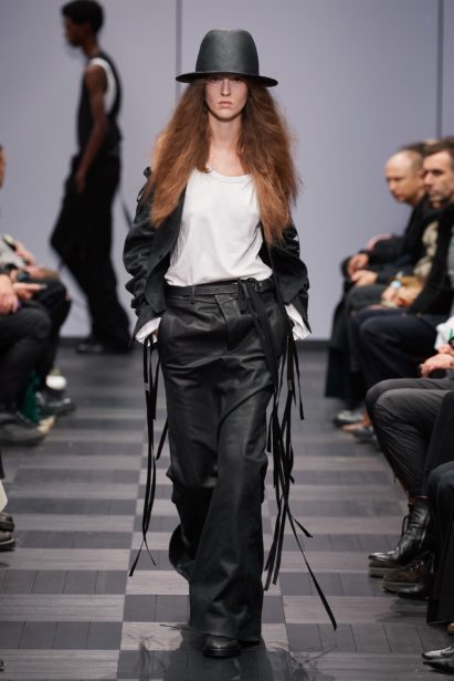 00032-ann-demeulemeester-spring-22-rtw-paris-credit-gorunway