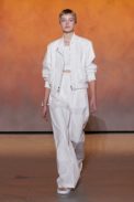 00035-hermes-spring-22-rtw-paris-credit-gorunway